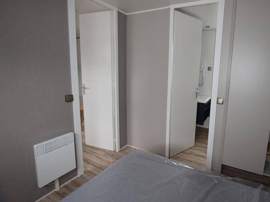 Camping Ushuaïa Villages L'estuaire - Mobilheim 6 personen - - 40m² - 3 Schlafzimmer - überdachte Terrasse -. in Paimbœuf, Loire-Tal