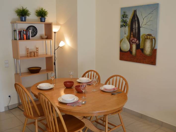Apartamento entero, Apartamento 'Estartit Park Pb-1' con piscina compartida, Wi-Fi y aire acondicionado in L' Estartit, Estartit