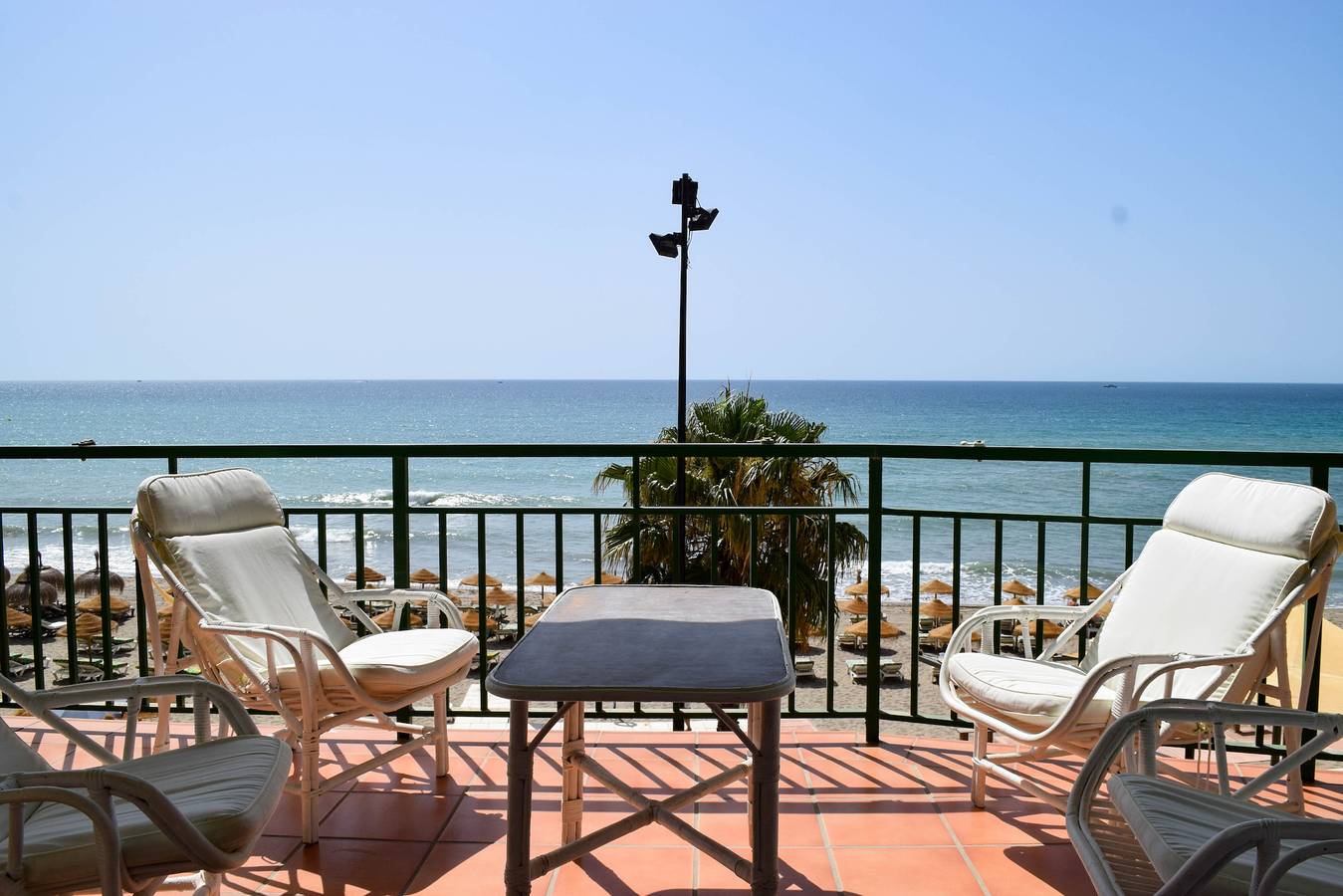 Entire apartment, Beach front apartment on the promenade with beautiful sea view in Torreblanca (Fuengirola), Fuengirola