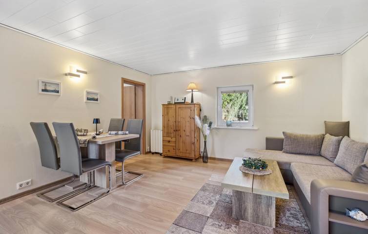 Gemütliche Ferienwohnung mit Terrasse, Parkplatz & Internet bei Stolpe auf Usedom in Stolpe auf Usedom, Usedom