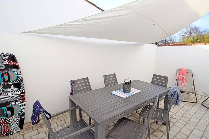 Maison de vacances pour 5 personnes, avec terrasse et jardin à La Flotte