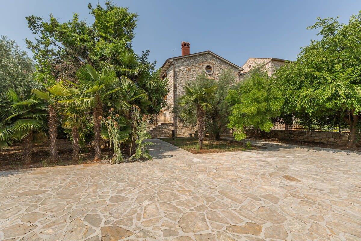 Ferienhaus für 8 Personen mit Balkon/Terrasse in Tar (Kroatien), Tar-Vabriga