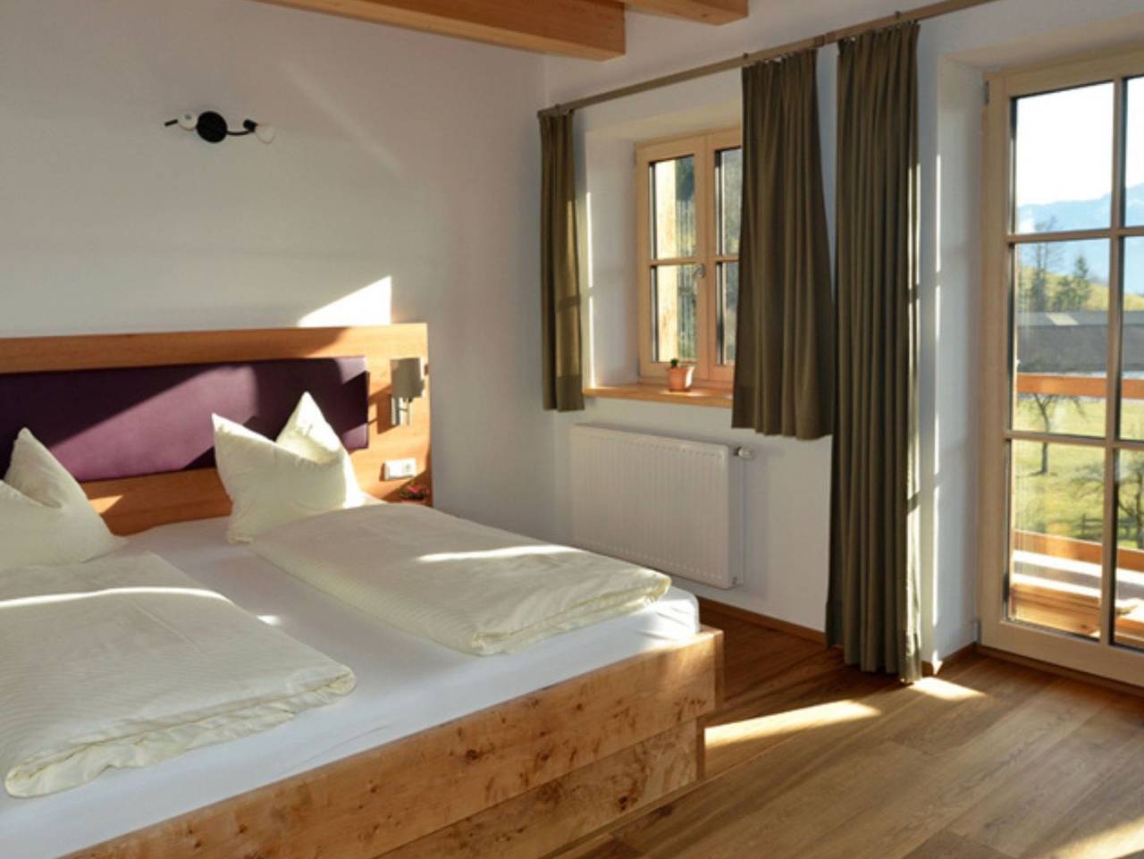 Bauernhof Grablerhof - Doppelzimmer Nuss in Steinbach am Attersee, Traunviertel