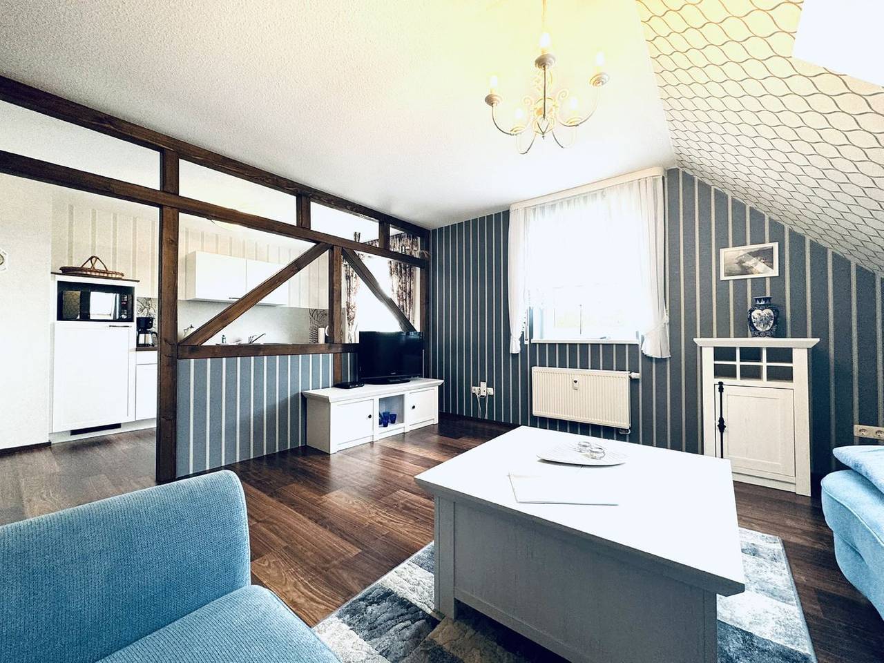 Ganze Wohnung, Ferienwohnung Lobbe F-1112 - strandnahe Fewo Nr. 03 in Lobbe, Mönchgut