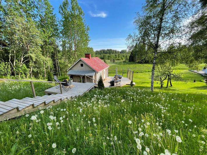 Ferienhaus für 4 Personen, mit Whirlpool und Terrasse sowie Garten und Sauna