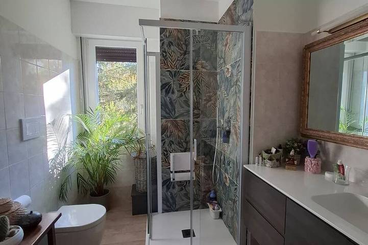 Appartamento intero, Bright & Cozy Apartment with balcony in Trento in Cognola, Trento