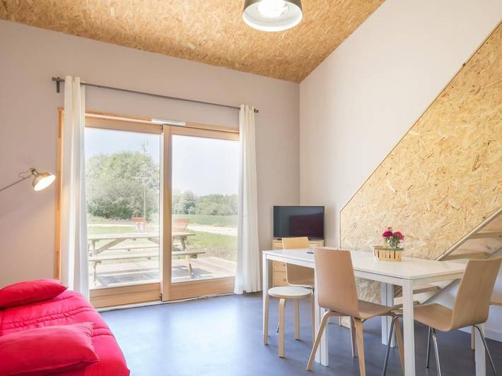 Zeitgenössische Holzhütte im Nationalpark mit Parkplatz und modernen Annehmlichkeiten in Leuglay, Montbard und Umgebung