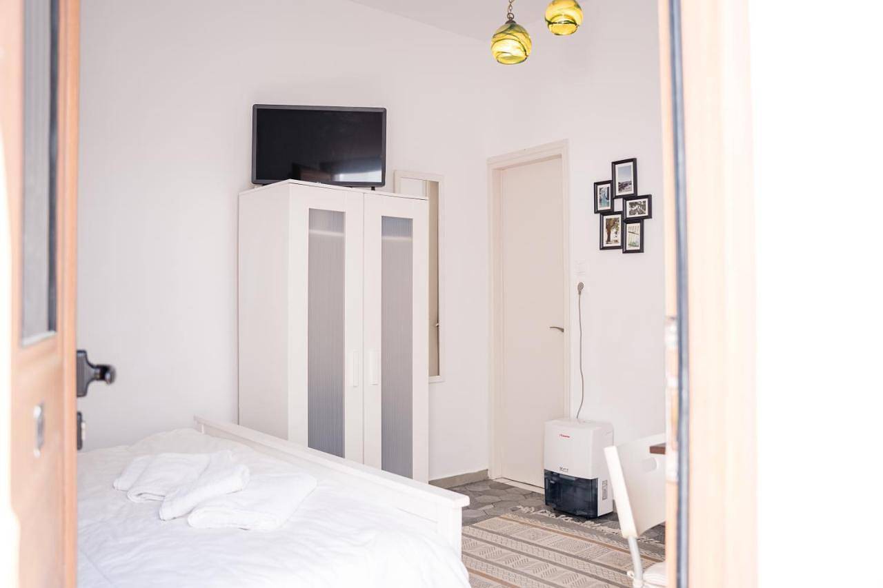 Entire apartment, One-Bedroom Apartment in Firostefani, Thera