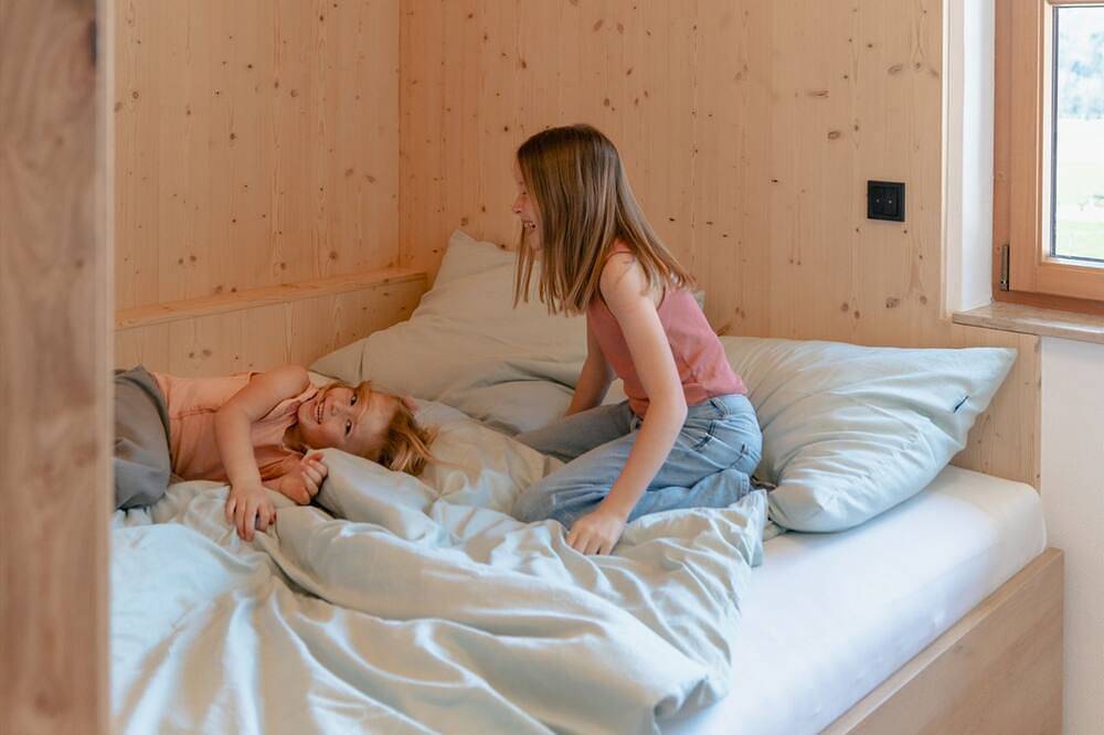 Ganze Wohnung, Sunnhof - Ferienwohnung Arnika in Oberhofen am Irrsee, Mondsee & Irrsee