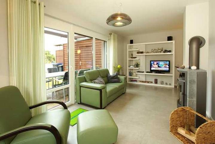 Ferienhaus für 6 Personen, mit Terrasse und Garten in Koserow