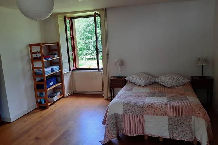 Location de vacances pour 4 personnes, avec jardin et piscine, animaux acceptés à Léhon - 2