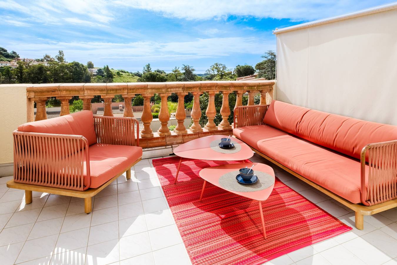 Ganze Wohnung, Ferienwohnung 'Vaugrenier Presidences' mit Meerblick, Wi-Fi und Klimaanlage in Villeneuve-Loubet, Mittelmeerküste (Frankreich)