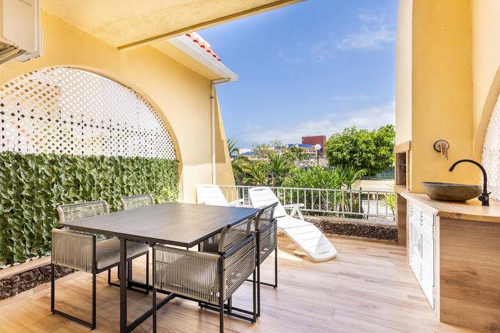 Appartamento per 4 persone, con piscina e terrazza in Mare Verde