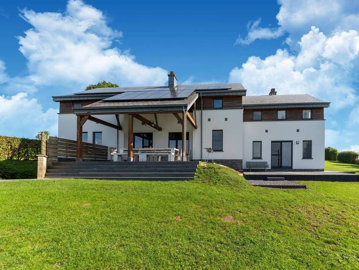 Maison de vacances pour 32 personnes, avec Terrasse ainsi que Jardin et Sauna au Province de Luxembourg