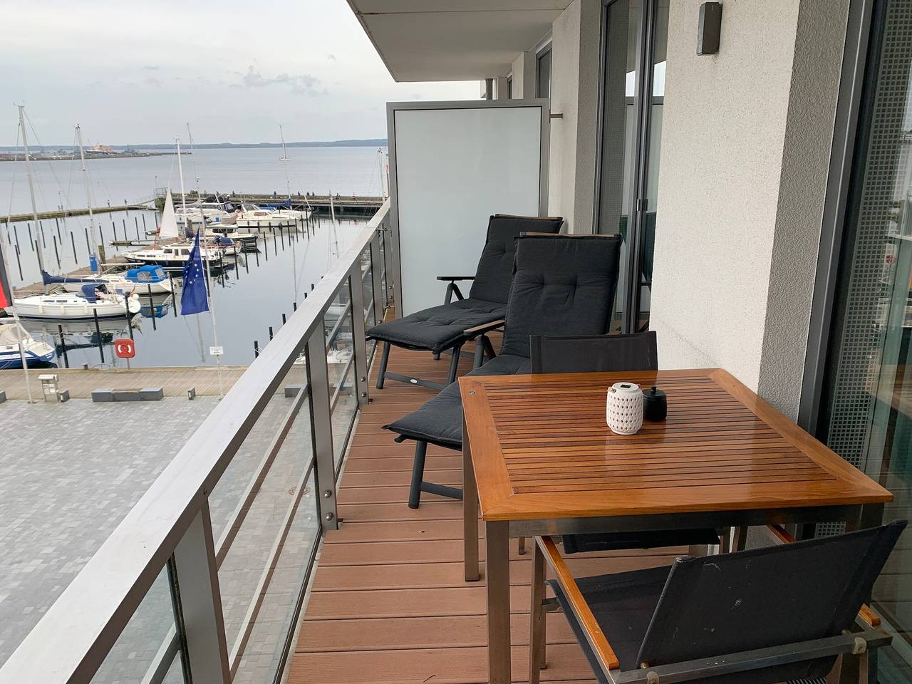 Apartamento vacacional entero, Apartamento de vacaciones para 4 personas con balcón in Eckernförde, Distrito de Rendsburg-Eckernförde