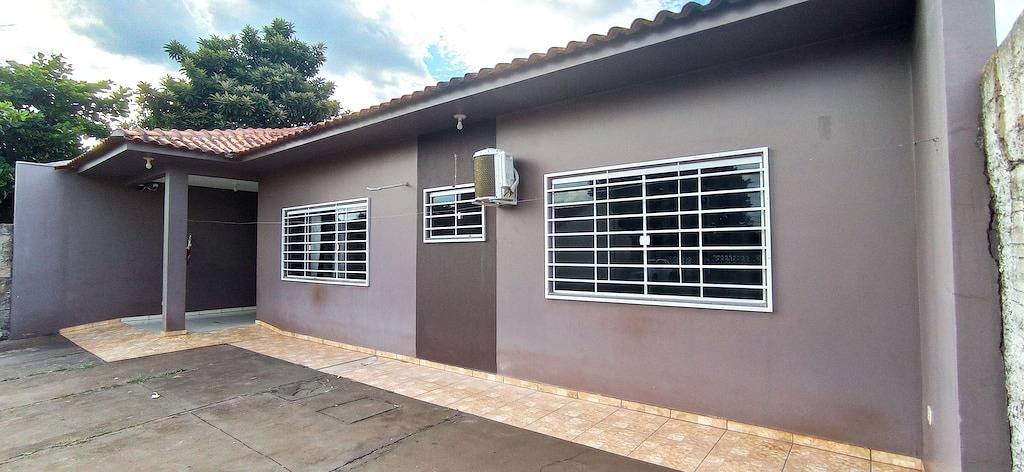 Next to Argentina! Modern family home in Foz do Iguaçu, Paraná