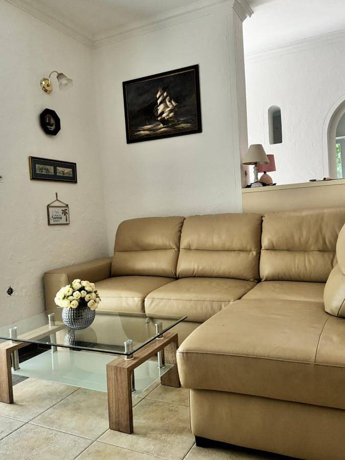 Gîte pour 5 personnes, avec jardin et vue, animaux acceptés dans Risan - 2