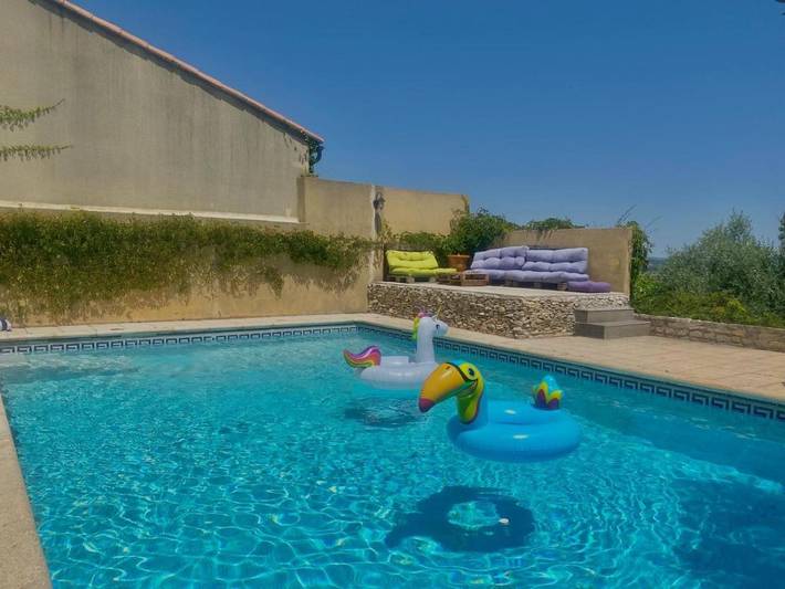 Appartement de vacances pour 2 personnes, avec Terrasse et Jardin ainsi que Piscine et Vue
