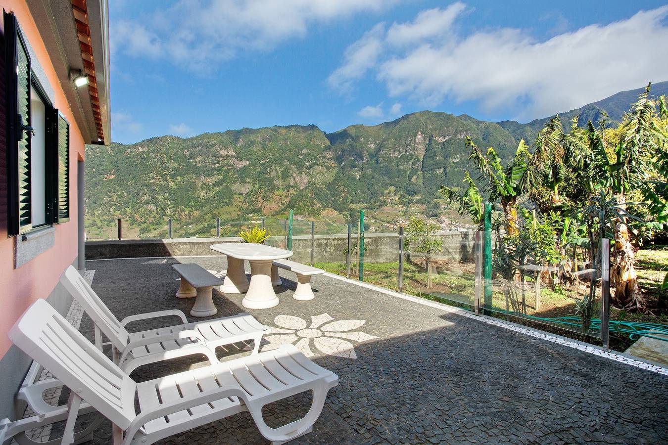 Holiday Home 'Cristina Grand' with Sea View, Private Terrace and Wi-Fi in São Vicente (Madeira), Madeira