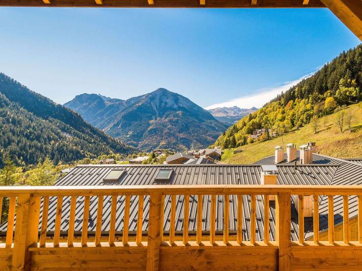 Gîte pour 8 personnes, avec Balcon dans Office De Tourisme De Champagny En Vanoise - 4