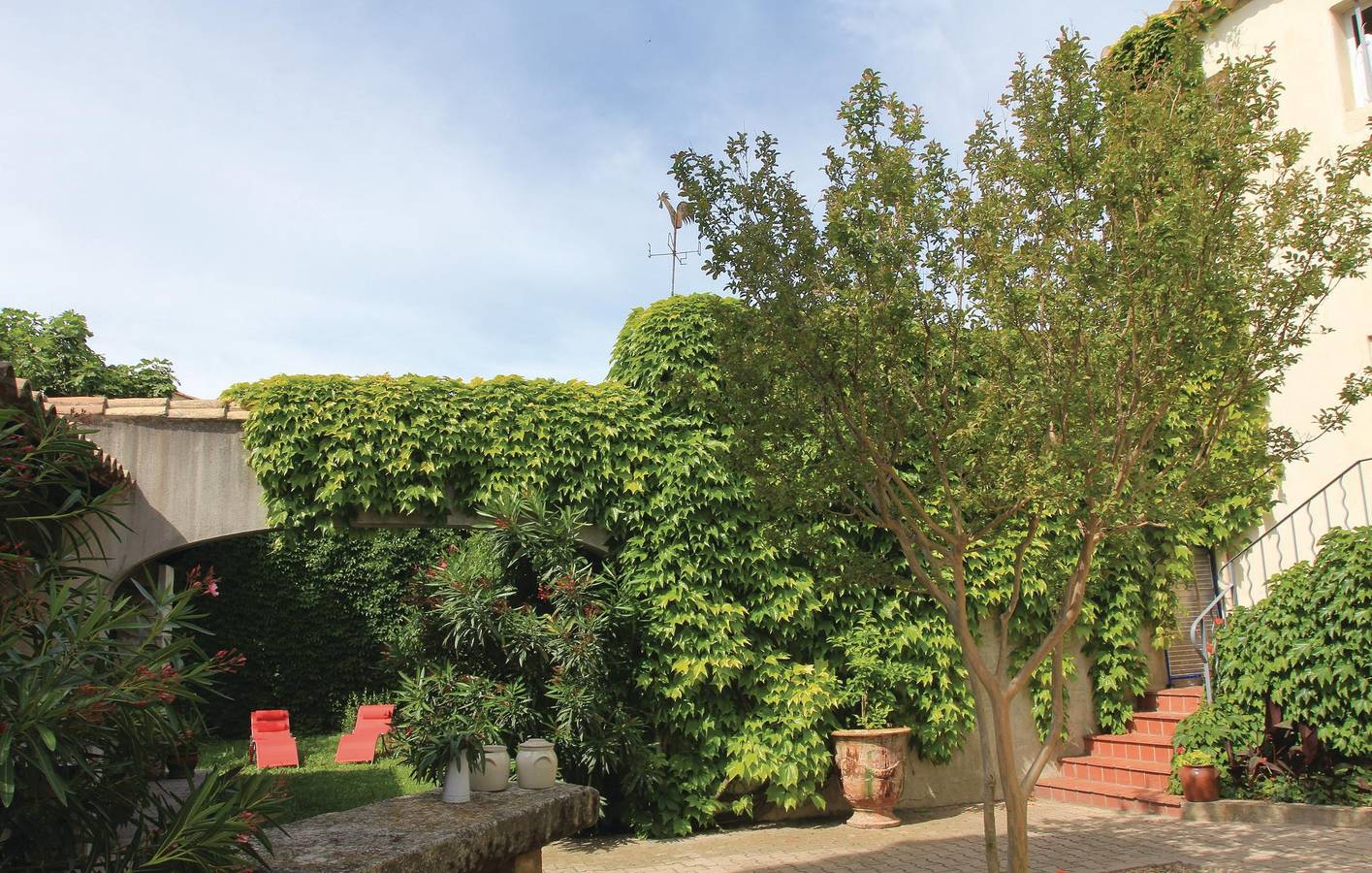 Apartamento con jardín, aparcamiento e Internet in Bellegarde, Region de Nimes