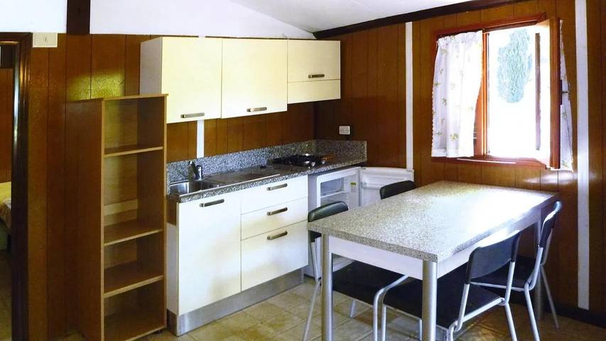 Location de vacances pour 4 personnes, avec piscine et sauna ainsi que jacuzzi et jardin, animaux acceptés à Villanova d'Albenga - 3