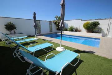 Holiday Rental for 5 People in Conil de la Frontera, Costa de la Luz, Photo 3