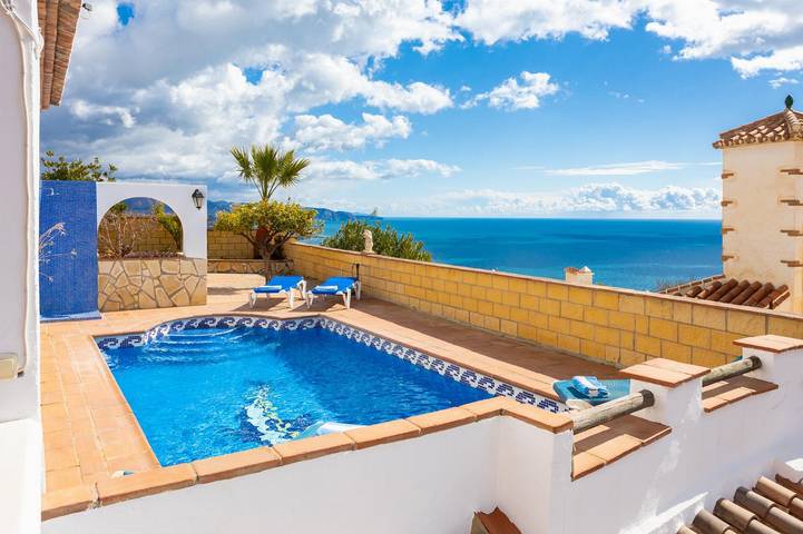 Casa rural para 6 personas, con terraza además de vistas al mar y jardín en Torrox - 3