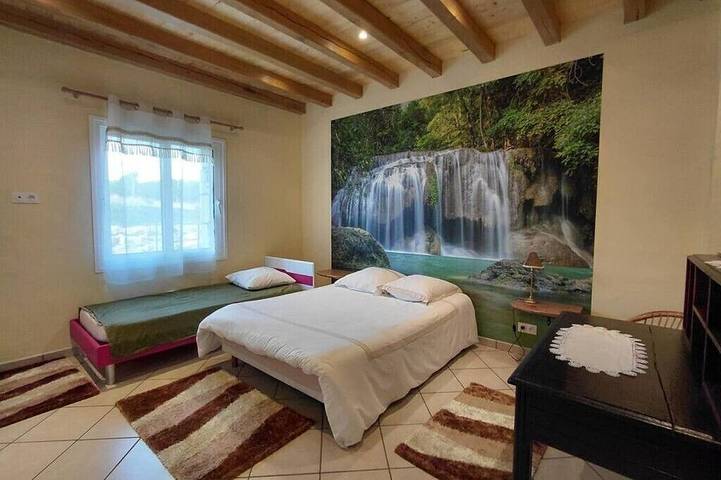 Location de vacances pour 7 personnes, avec jardin ainsi que terrasse et piscine, animaux acceptés à Saint-Jean-de-Duras - 4