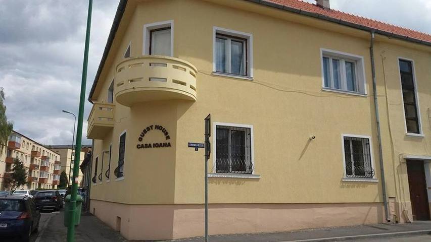 Gîte pour 5 personnes, avec jardin et terrasse dans Poiana Brasov - Brasov