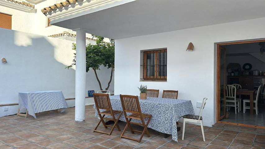Holiday apartment for 8 people, with view and balcony - 1