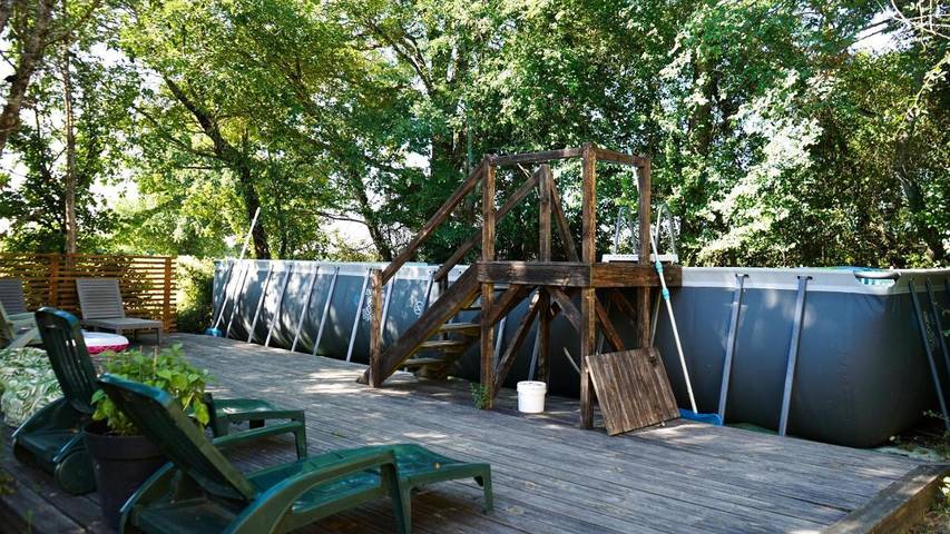 Gîte pour 4 personnes, avec vue ainsi que jardin et piscine à Margouët-Meymes - 4