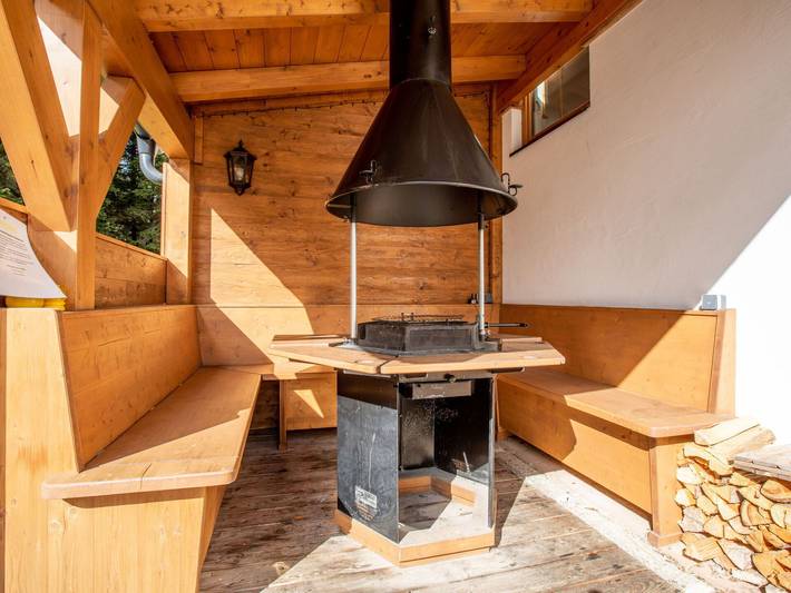 Chalet voor 10 personen, met whirlpool en tuin in Hochkrimml