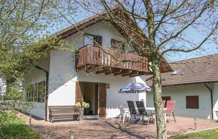 Ferienhaus für 8 Personen, mit Garten und Terrasse in Kirchheim - 2