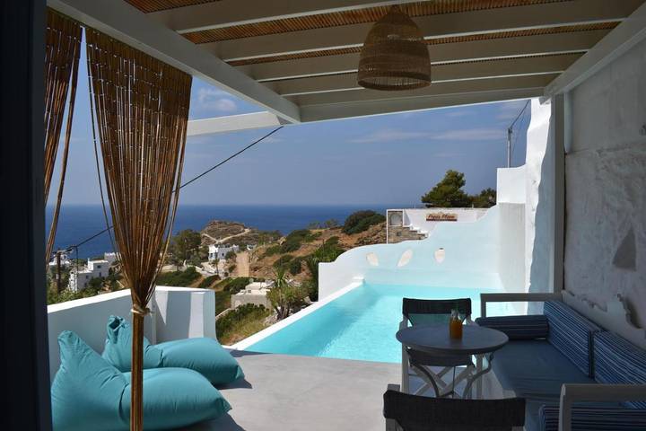 Appart’hôtel pour 2 personnes, avec Balcon et Terrasse ainsi que Jardin et Vue