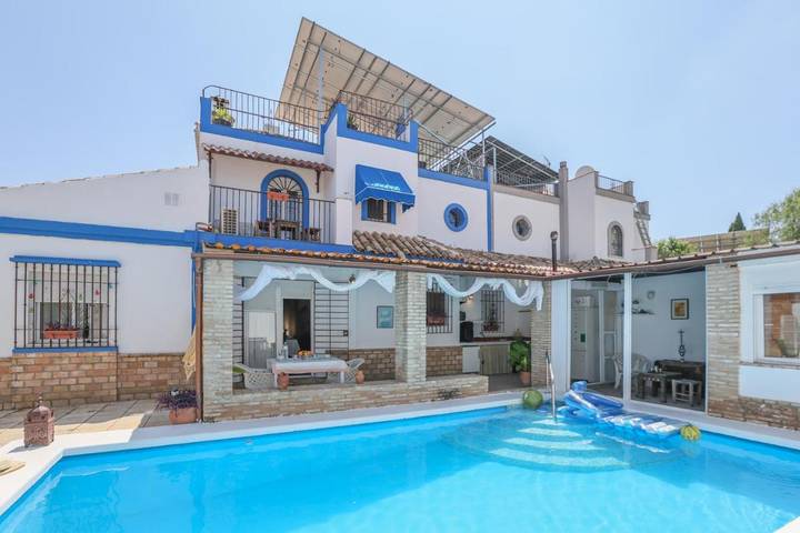 Chalet para 10 personas, con vistas y jardín además de piscina y piscina para niños, Se admiten mascotas en Provincia de Sevilla - 2