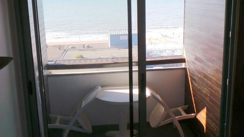 Gîte pour 4 personnes, avec terrasse et vue à Houlgate - 3