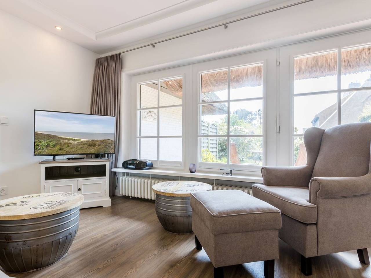 Ganze Ferienwohnung, Lüüvwai Ii - In einer reetgedeckten Wohnanlage in Südlage nahe dem Benen-Diken-Hotel. in Keitum, Sylt (Gemeinde)