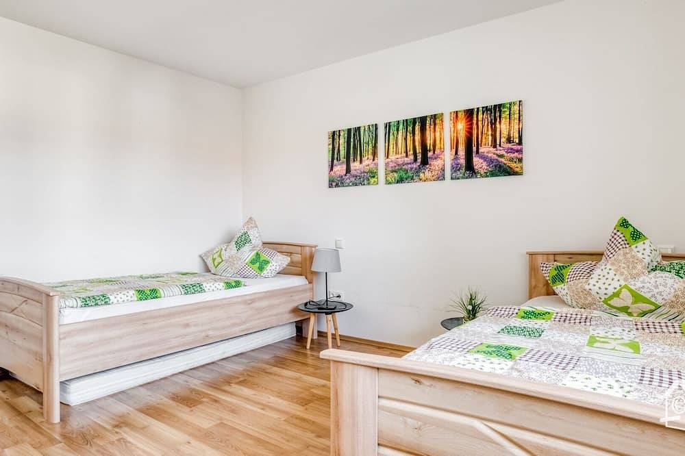 Apartamento entero, Acogedor apartamento en Bierdorf am Ammersee - 500 metros del lago in Dießen am Ammersee, Lago Ammer
