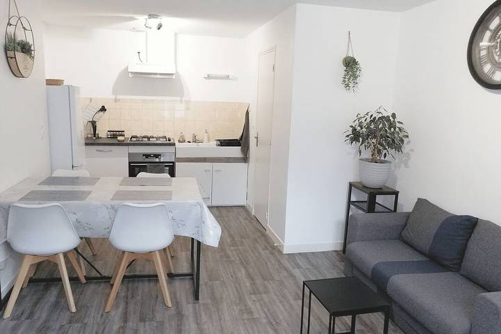 Appartement de vacances pour 4 personnes dans Montsalvy