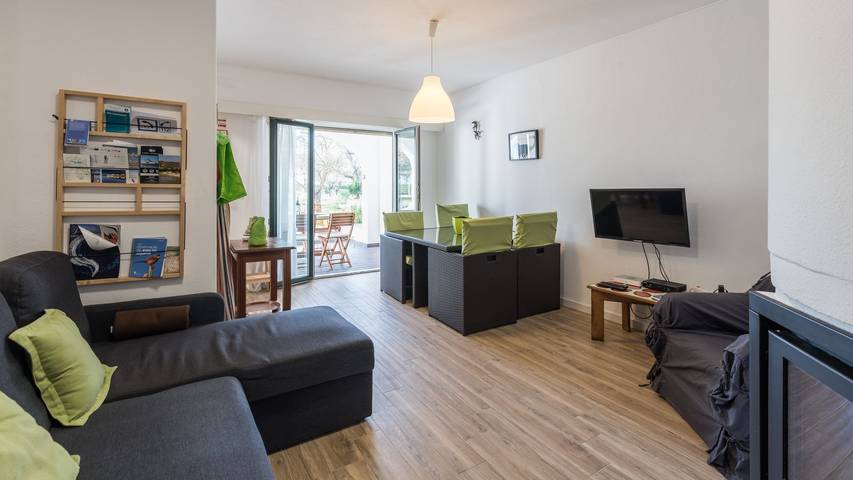 Ganze Wohnung, Ferienwohnung für 3 Personen mit Terrasse in Vilamoura, Quarteira