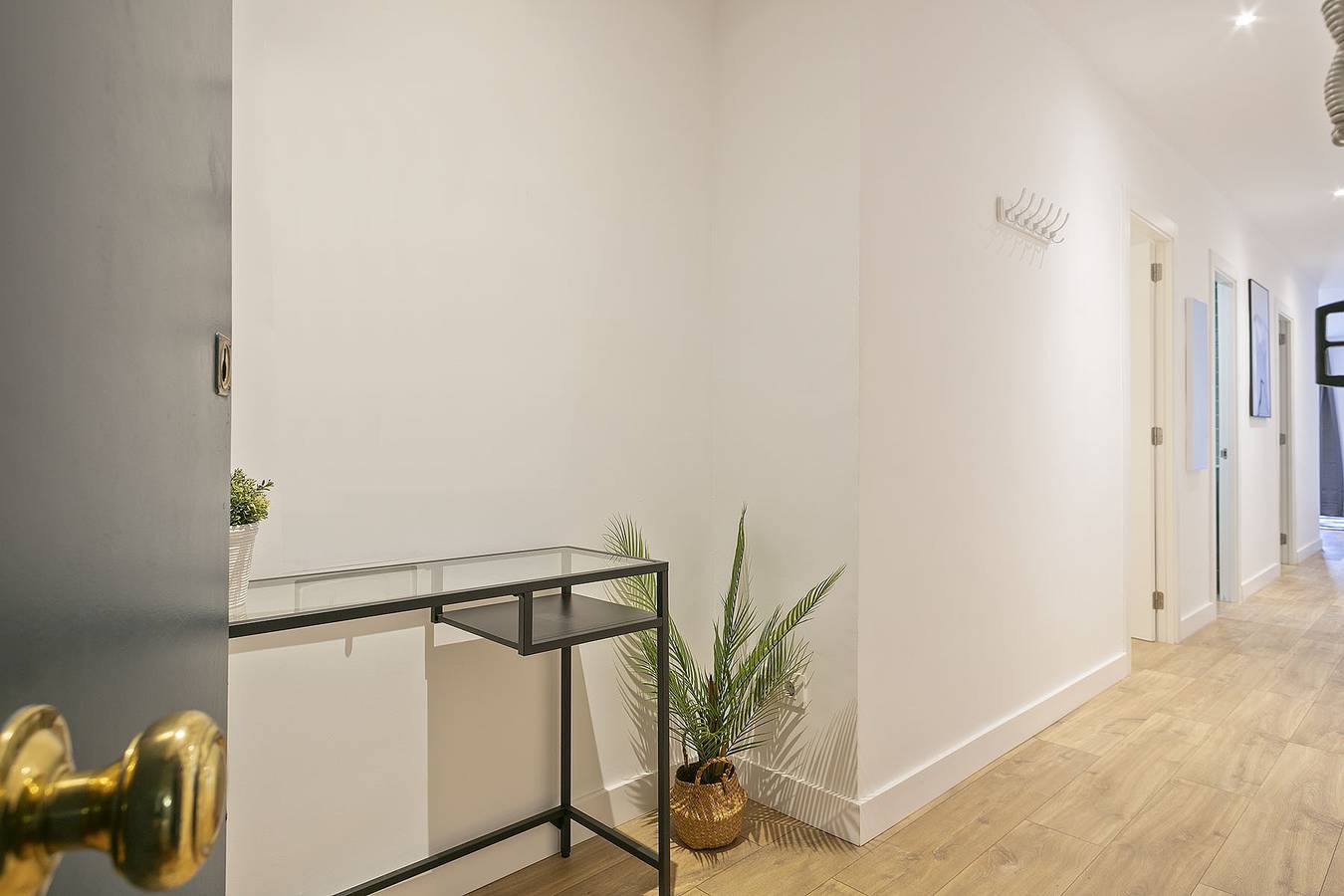 Entire apartment, Ref. 429604 in Barcelona Centre, Barcelona