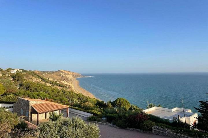 Hel lägenhet, Room 'Vista Montagna 1' with Shared Terrace, Wi-Fi and Air Conditioning in Siculiana, Agrigento provins