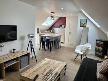 Gîte pour 8 personnes, avec jardin à Merlevenez