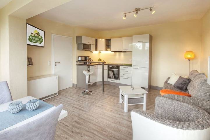 Ferienhaus für 4 Personen, mit Garten und Sauna sowie Whirlpool in Floh-Seligenthal