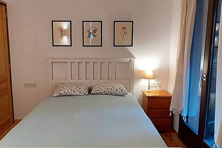 Gîte pour 4 personnes, avec balcon et jardin à Err - 2