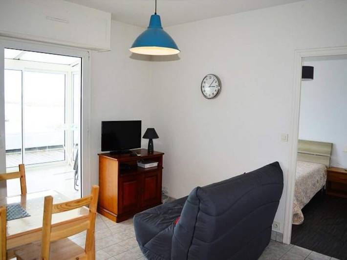 Gîte pour 4 personnes, avec terrasse, adapté aux familles dans Plage de Grève Blanche - 3