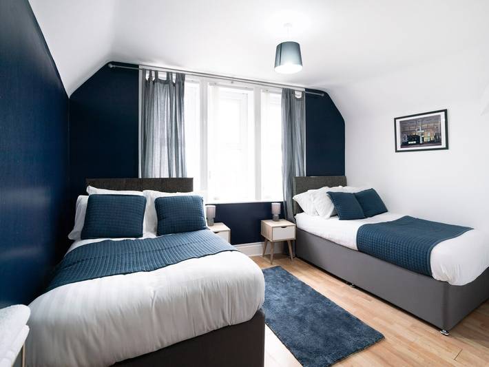 Hôtel pour 3 personnes, avec jardin, adapté aux familles - 1