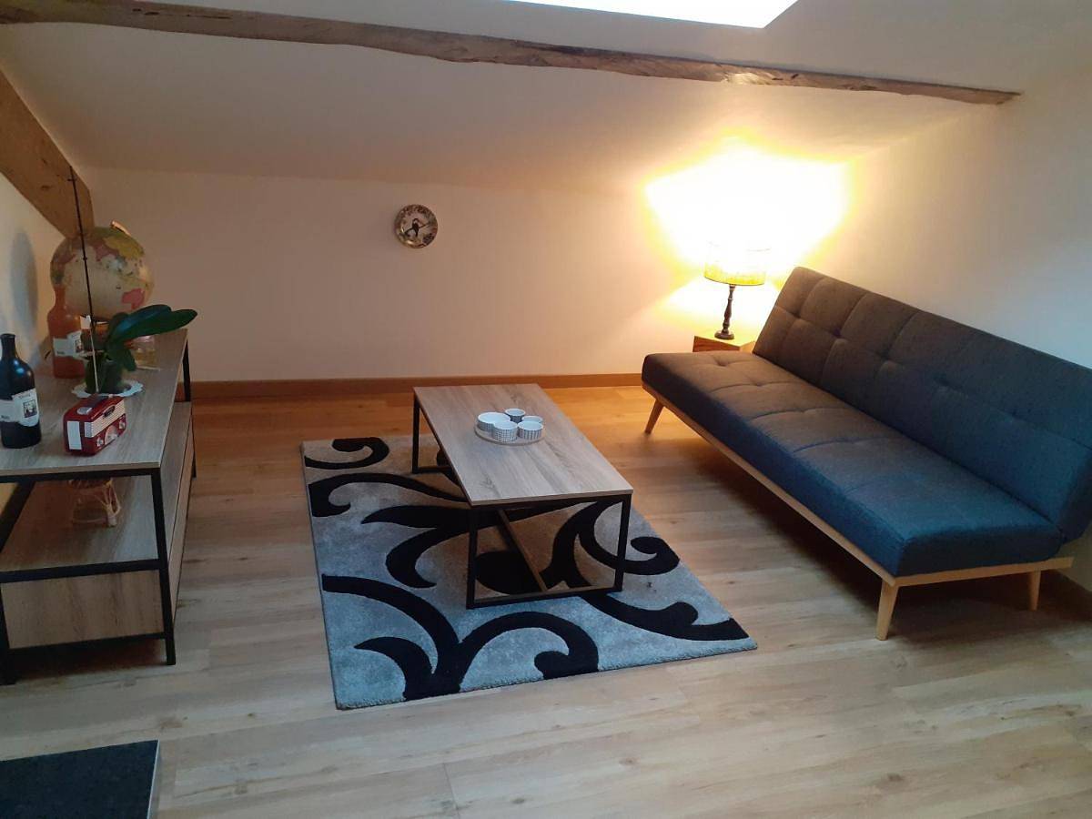 Appartement entier, One-Bedroom Apartment in Gragnague, Toulouse et ses environs