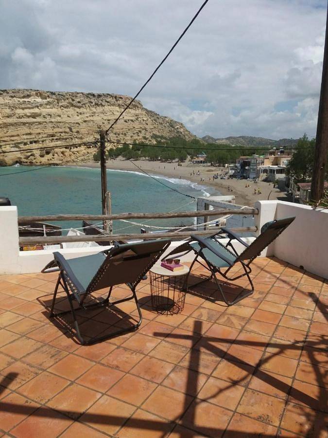 Gîte pour 6 personnes, avec vue et balcon, adapté aux familles dans Matala - 4